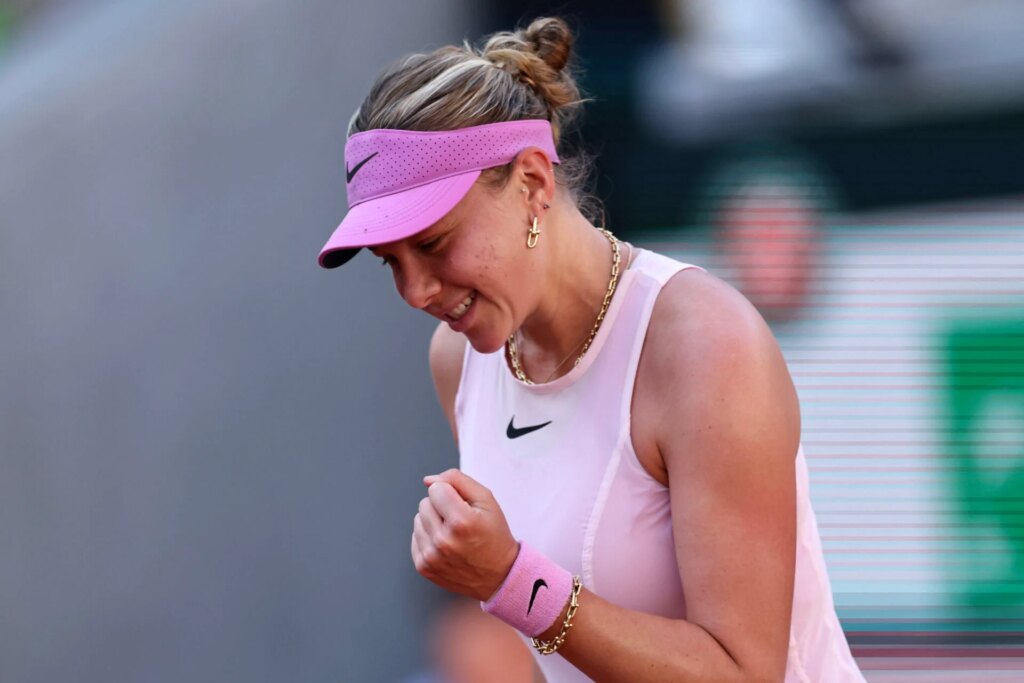 Amanda Anisimova says how her trial with new coach Sebastian Sachs is going after their first match together in Paris