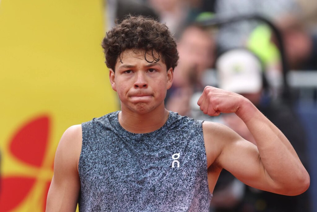 Ben Shelton thinks tennis courts could be changed because of what the current players are doing