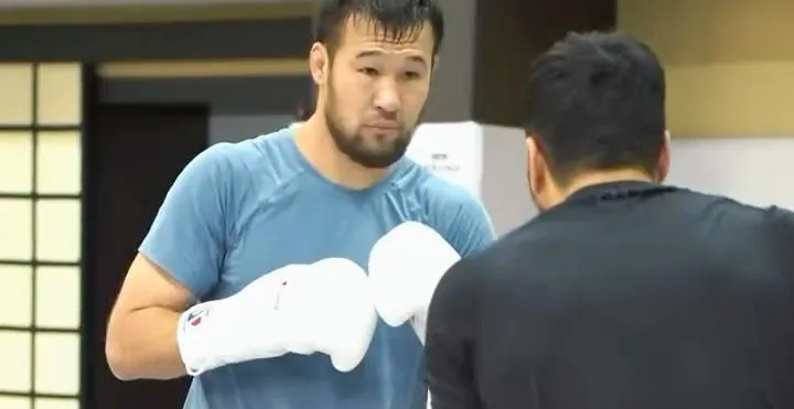 UFC’s forgotten contender, Shavkat Rakhmonov, finally returns to training (Video) UFC’s forgotten contender, Shavkat Rakhmonov, finally returns to training (Video)