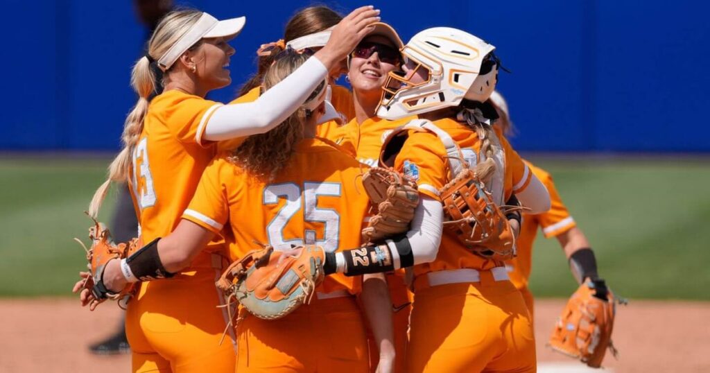WCWS 2026 score, live updates: Tennessee tops Texas, Texas Tech routs Mississippi State; Alabama-UCLA up next