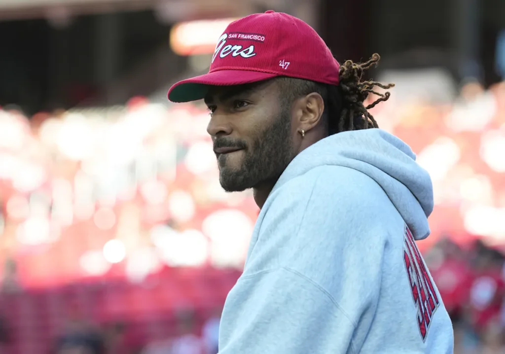 49ers star named a long-shot pick for 2026 NFL award