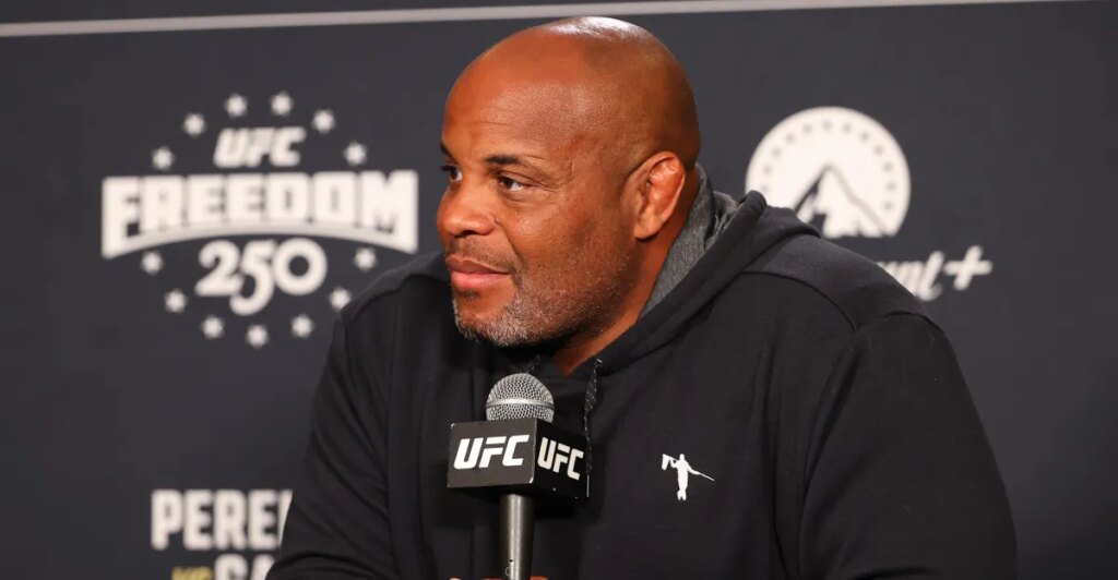 Daniel Cormier responds to hacked Twitter account controversy: ‘I would never do something like that’