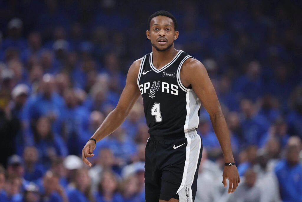 De'Aaron Fox is telling the young Spurs one thing before the Finals: don't change anything