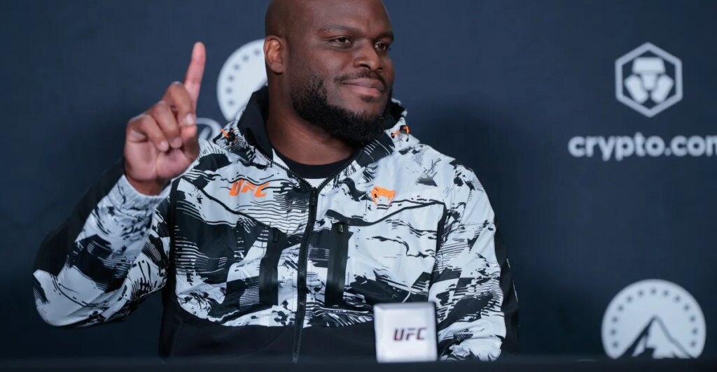 Derrick Lewis awarded pin for 75 clean drug tests, credits marijuana for helping him out | UFC White House