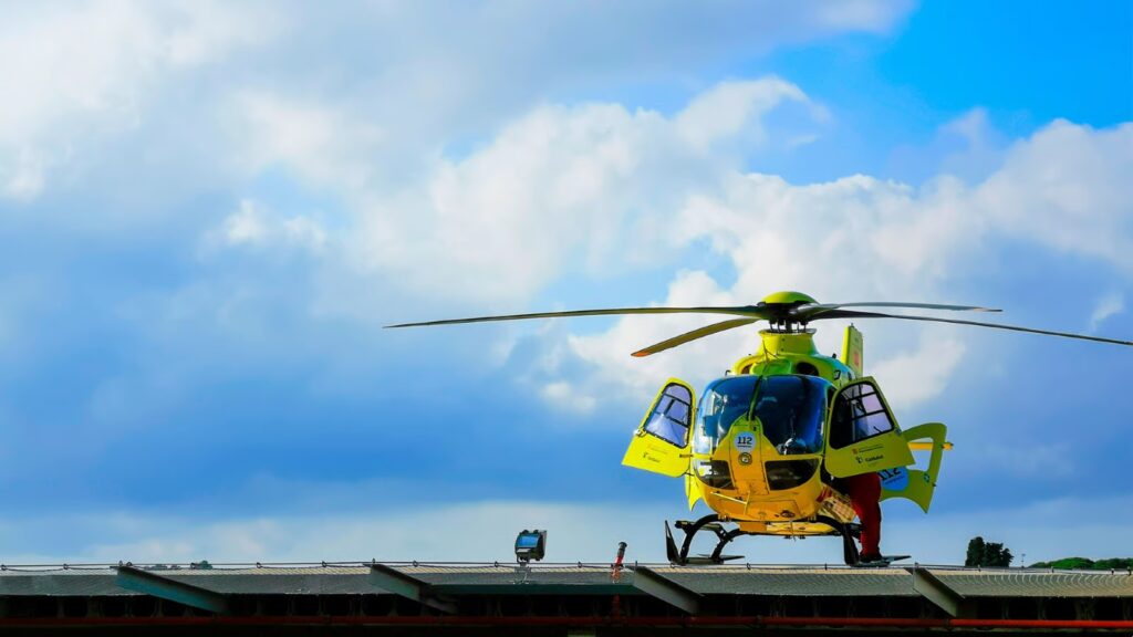 Florida man attempts to steal medical helicopter after crashing truck on highway Medical helicopter on highway