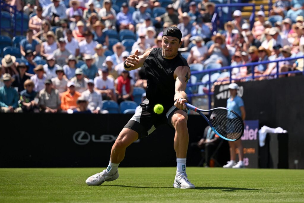 Jack Draper reacts after winning on his return to tennis and has comment to make on Andy Murray Jack Draper reacts after winning on his return to tennis and has comment to make on Andy Murray