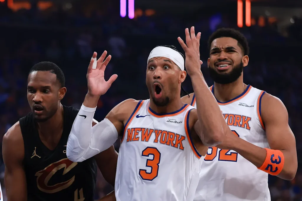 Knicks’ Josh Hart laments ‘crazy’ NBA Finals ticket prices for fans wanting to attend Games 3 and 4 at MSG Knicks' Josh Hart laments 'crazy' NBA Finals ticket prices for fans wanting to attend Games 3 and 4 at MSG