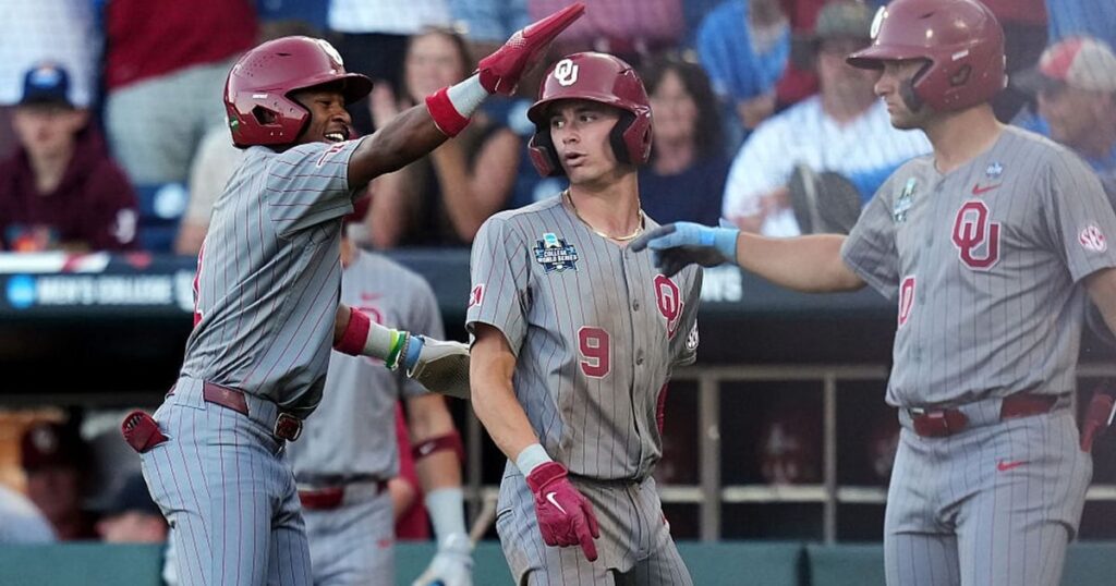 Oklahoma vs. UNC baseball score, live updates: Sooners lead Tar Heels in CWS championship series 2026 Game 3 Oklahoma vs. UNC baseball score, live updates: Sooners lead Tar Heels in CWS championship series 2026 Game 3