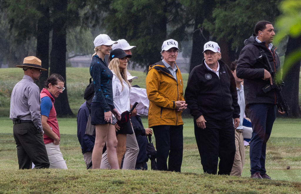 Trump tours historic D.C. golf course he wants to renovate, paints bleak picture Trump tours historic D.C. golf course he wants to renovate, paints bleak picture