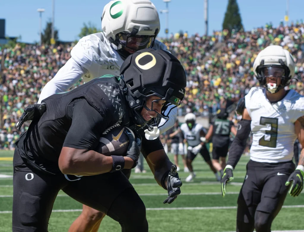 USC defense must contend with Oregon Ducks’ dynamic tight ends USC defense must contend with Oregon Ducks' dynamic tight ends