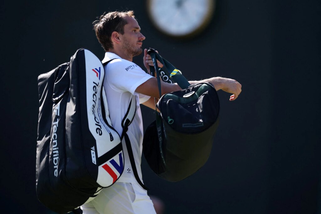 Daniil Medvedev’s actions in press conference after his Wimbledon exit now criticised, ‘It is a shame’ Daniil Medvedev's actions in press conference after his Wimbledon exit now criticised, 'It is a shame'