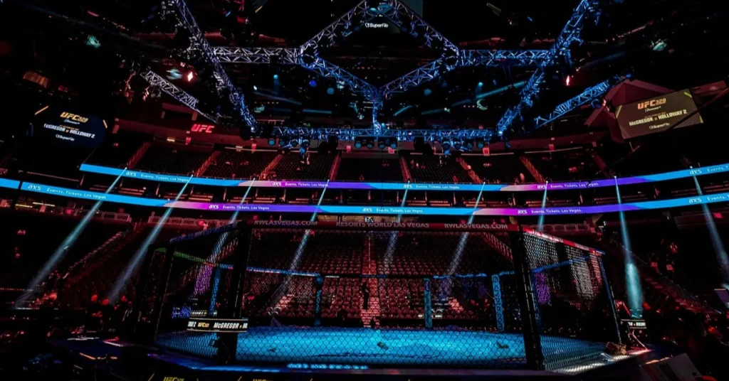 Former UFC Champ Jessica Andrade Reveals She's Delivering Food To Help Her Stay Afloat During Injury Layoff