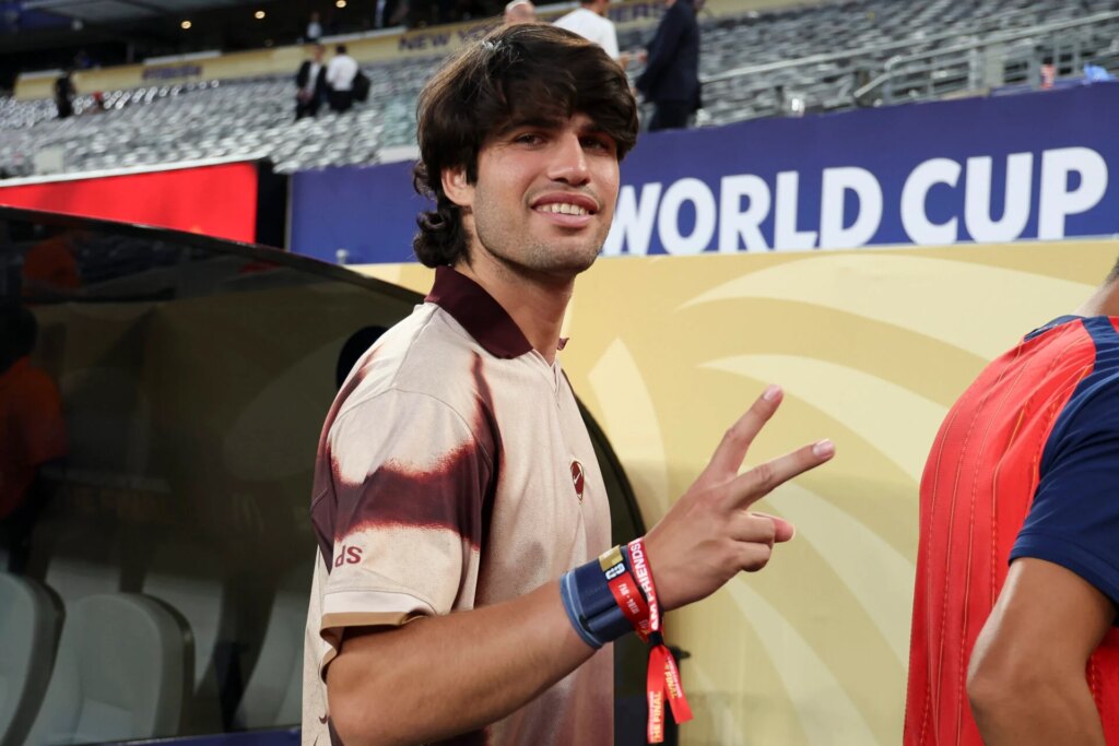 He was the Grand Slam champion who holds the record for the shortest-ever reign as world number one He was the Grand Slam champion who holds the record for the shortest-ever reign as world number one