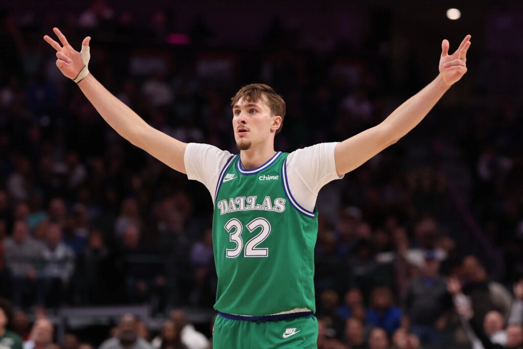 How Cooper Flagg rubbed shoulders with Michael Jordan and LeBron James in his rookie season How Cooper Flagg rubbed shoulders with Michael Jordan and LeBron James in his rookie season