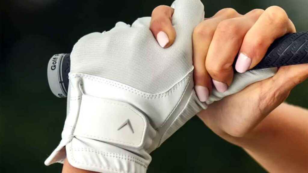 I tried the innovative golf glove that doubles as … skincare? I tried the innovative golf glove that doubles as ... skincare?