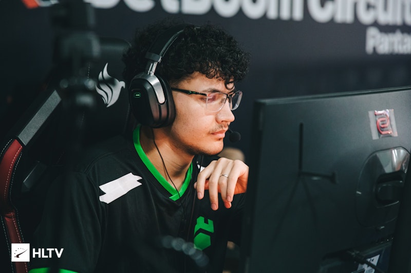 Imperial bench levi | HLTV.org Imperial bench levi | HLTV.org