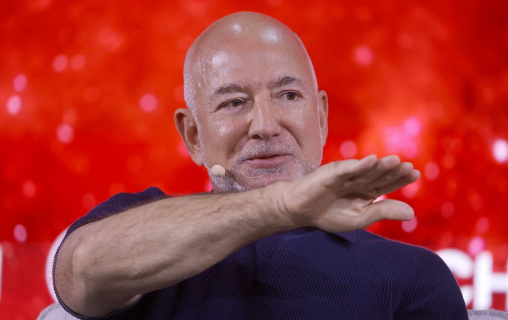 Liverpool consortium leader wants Amazon chief Jeff Bezos to join the bid Liverpool consortium leader wants Amazon chief Jeff Bezos to join the bid
