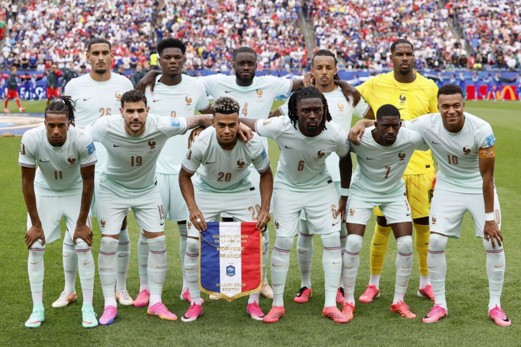 Manchester United reach agreement with France international to become next signing: report Manchester United reach agreement with France international to become next signing: report