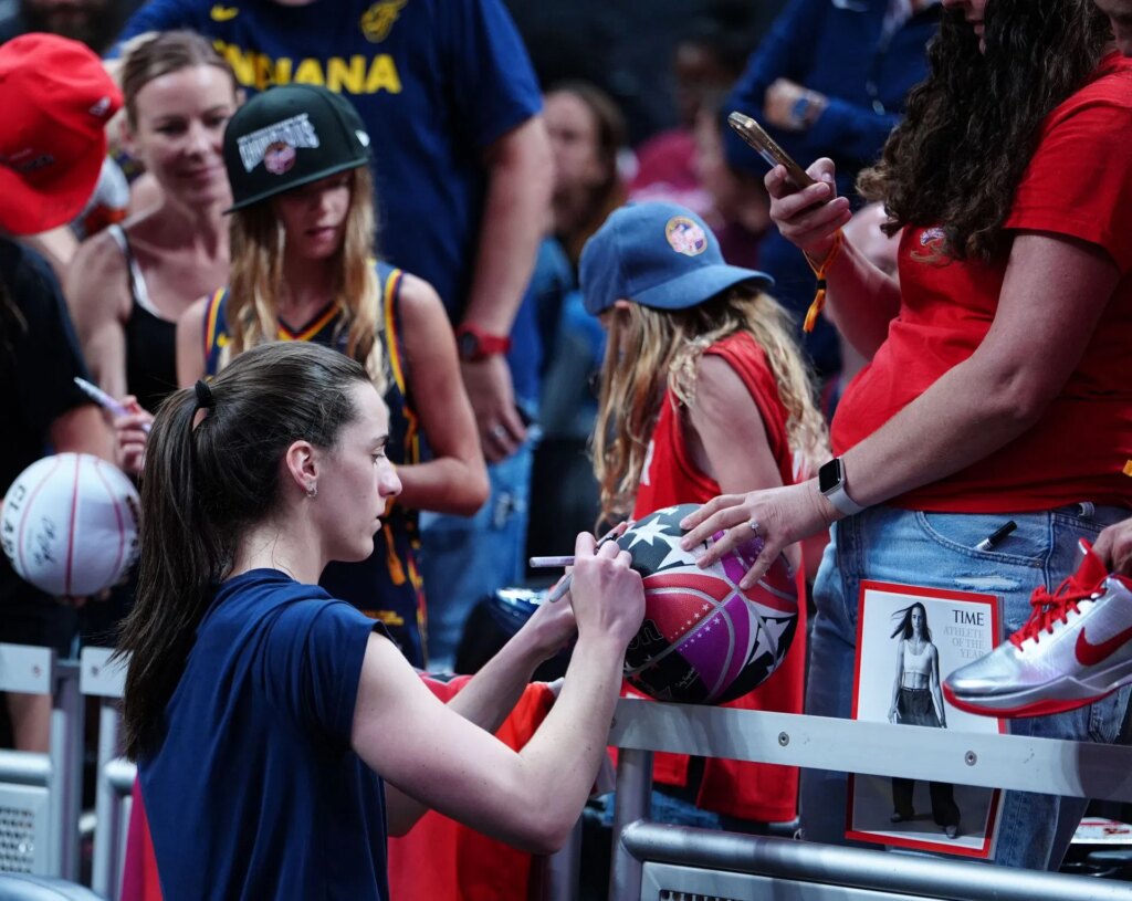 “She Could Squash This League Like a Bug!” Dave Portnoy Fires Back at Kareem Abdul-Jabbar’s Caitlin Clark Take WNBA: JUL 15 Golden State Valkyries at Indiana Fever - Source: Getty