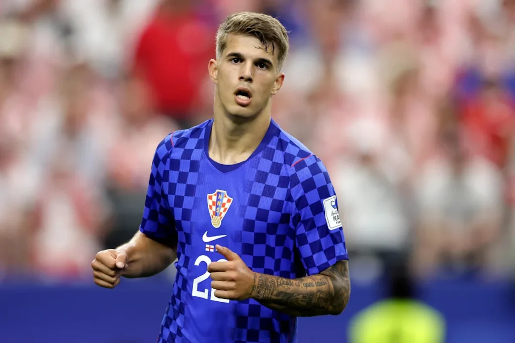 Transfer shocker: Brighton & Hove Albion pulls off deal for coveted Tottenham prospect Luka Vušković Download app from appStore