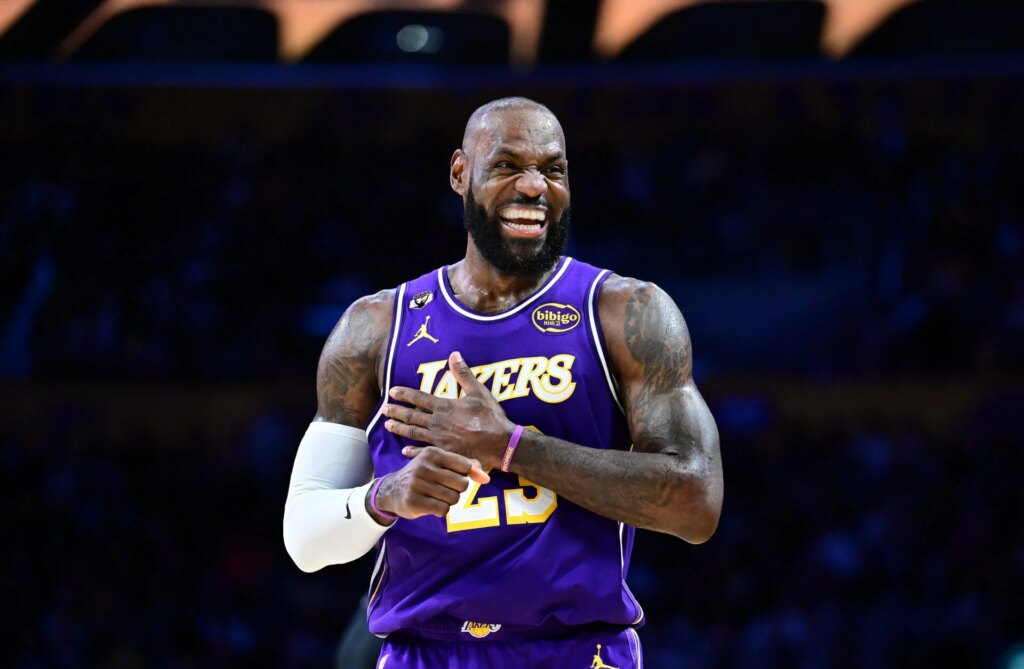 What LeBron James’ top three potential landing spots say about his thinking, dream pairing in peril What LeBron James' top three potential landing spots say about his thinking, dream pairing in peril