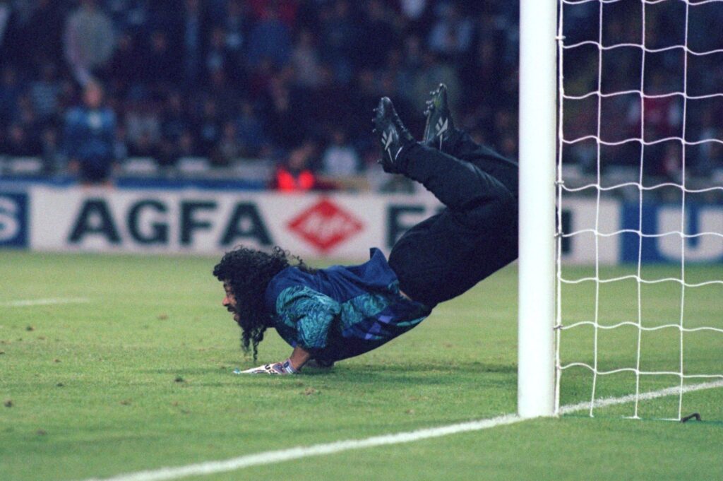 What is the scorpion kick? What is the scorpion kick?