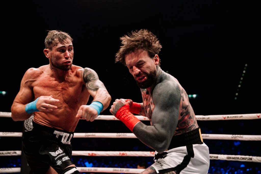 Darren Till’s Early Bare Knuckle Run Assessed By BKFC Champ Darren Till Knocks Out Aaron Chalmers in BKFC Debut at BKFC 90