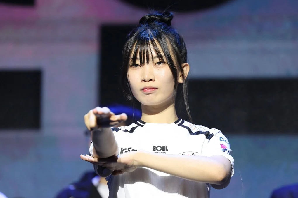 From martial arts to asymmetrical horror, Park So-Yeon breaks the ultimate esports glass ceiling park so-yeon esports south korea