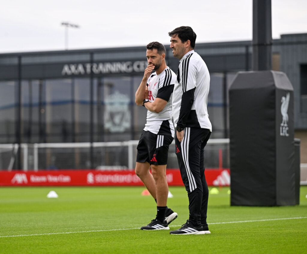 Liverpool looking to hijack deal as Arsenal stall on price: report Liverpool looking to hijack deal as Arsenal stall on price: report