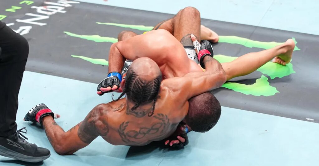 Prospect killer! Watch Charles Johnson spoil Eduardo Chapolin’s debut with super rare Scottish twister | UFC 330 Prospect killer! Watch Charles Johnson spoil Eduardo Chapolin’s debut with super rare Scottish twister | UFC 330
