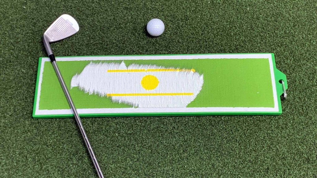 This clever golf training aid delivers instant ball-striking feedback