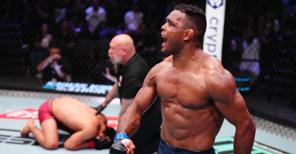 UFC Vegas 120’s Manoel Sousa reveals heartwarming use of $100K bonus after $5 daily pay as coconut peeler UFC Vegas 120’s Manoel Sousa reveals heartwarming use of $100K bonus after $5 daily pay as coconut peeler