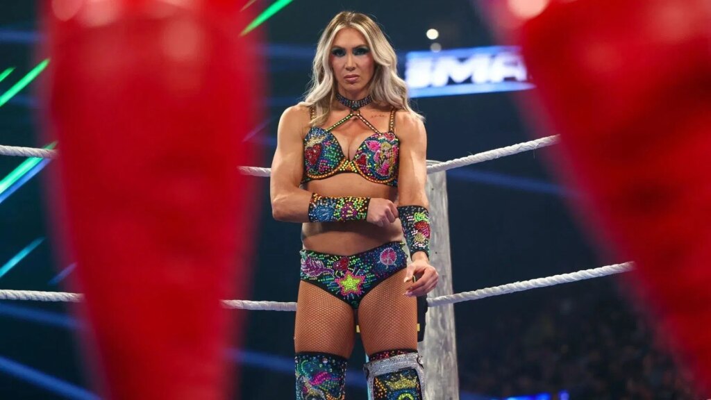 WATCH: Charlotte Flair’s NSFW gesture with referee at WWE show goes viral Charlotte Flair at WWE house show
