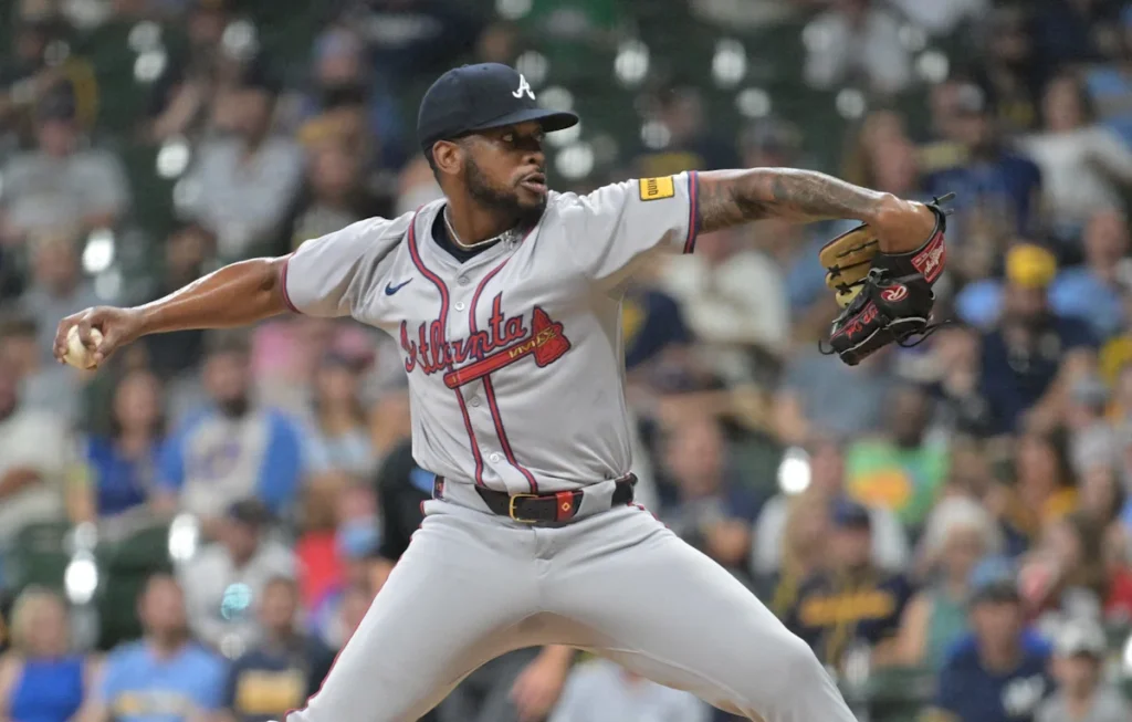 Who’s Darius Vines? Reds give Mexican League pitcher minor-league deal Former Atlanta Braves relief pitcher Darius Vines