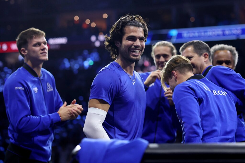 Carlos Alcaraz achieves feat only Roger Federer can match after latest win at the Laver Cup Carlos Alcaraz achieves feat only Roger Federer can match after latest win at the Laver Cup