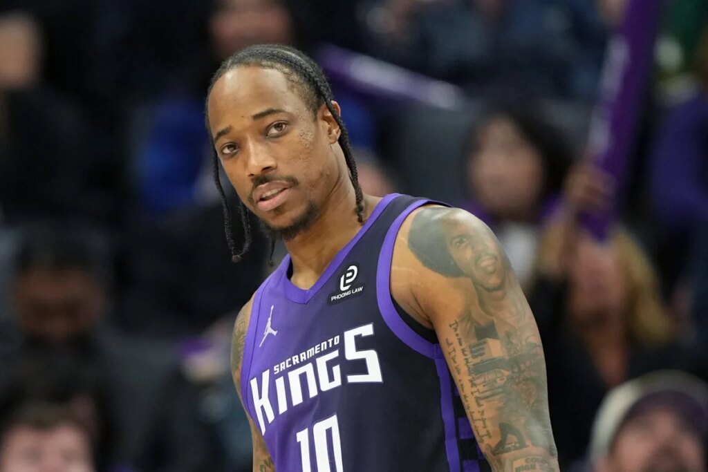 DeMar DeRozan Will Win Sixth Man of the Year DeMar DeRozan Will Win Sixth Man of the Year
