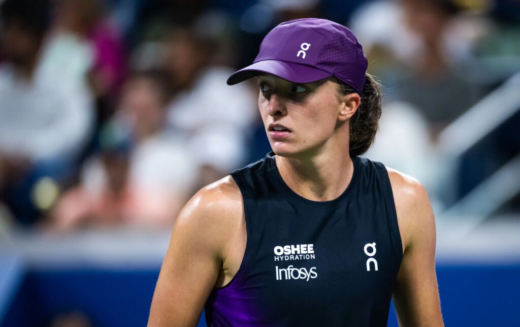 Iga Swiatek is now closing in on one of Martina Navratilova’s incredible all-time records after latest US Open win Iga Swiatek is now closing in on one of Martina Navratilova's incredible all-time records after latest US Open win