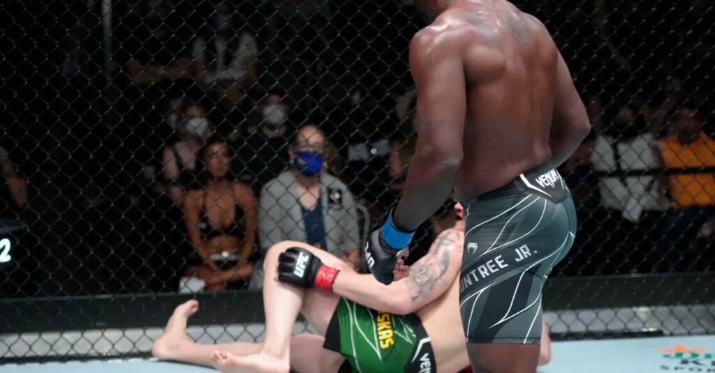 Mailbag: Banning oblique kicks would be extremely silly Mailbag: Banning oblique kicks would be extremely silly