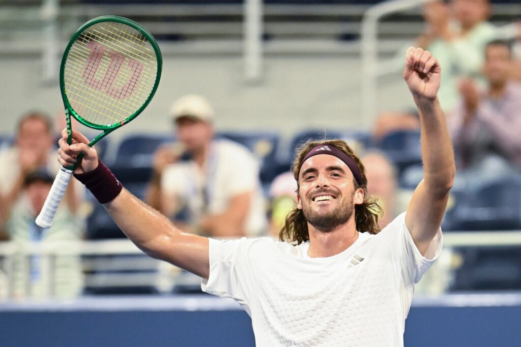 Patrick Mouratoglou reveals what he has changed in Stefanos Tsitsipas’ game after recently becoming his coach Patrick Mouratoglou reveals what he has changed in Stefanos Tsitsipas' game after recently becoming his coach