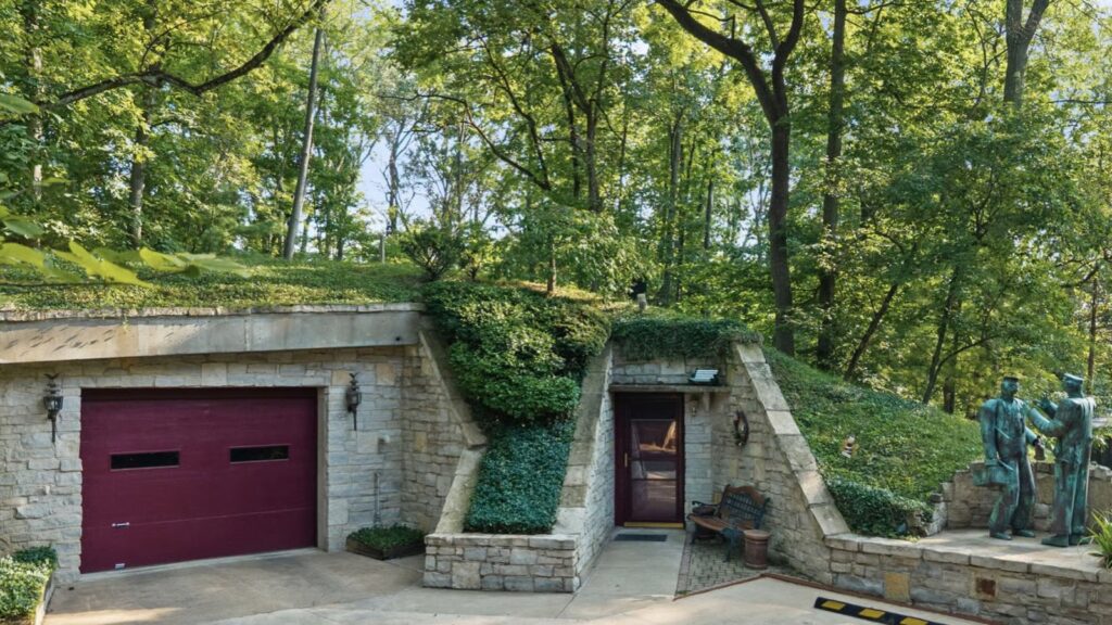 ohio hobbit home
