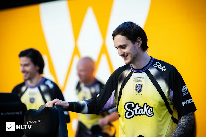 mezii: “It’s so weird when you’re not there, like all your friends are at a party and you’re not invited” HLTV.org
