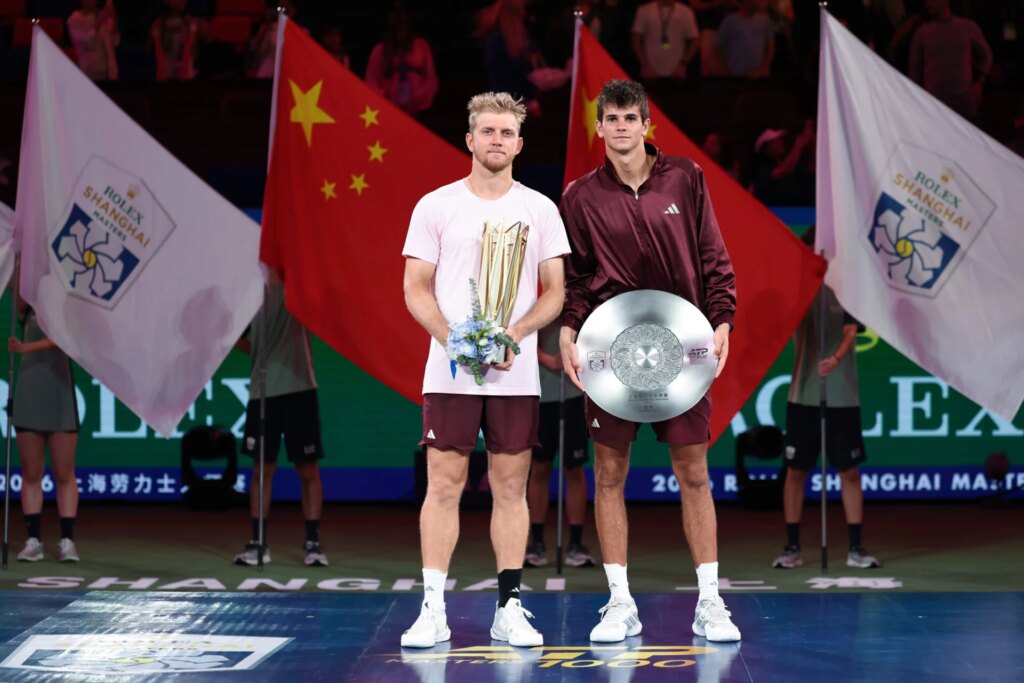 Alejandro Davidovich Fokina makes prediction about Rafael Jodar’s future after beating him in the Shanghai Masters final Alejandro Davidovich Fokina makes prediction about Rafael Jodar's future after beating him in the Shanghai Masters final