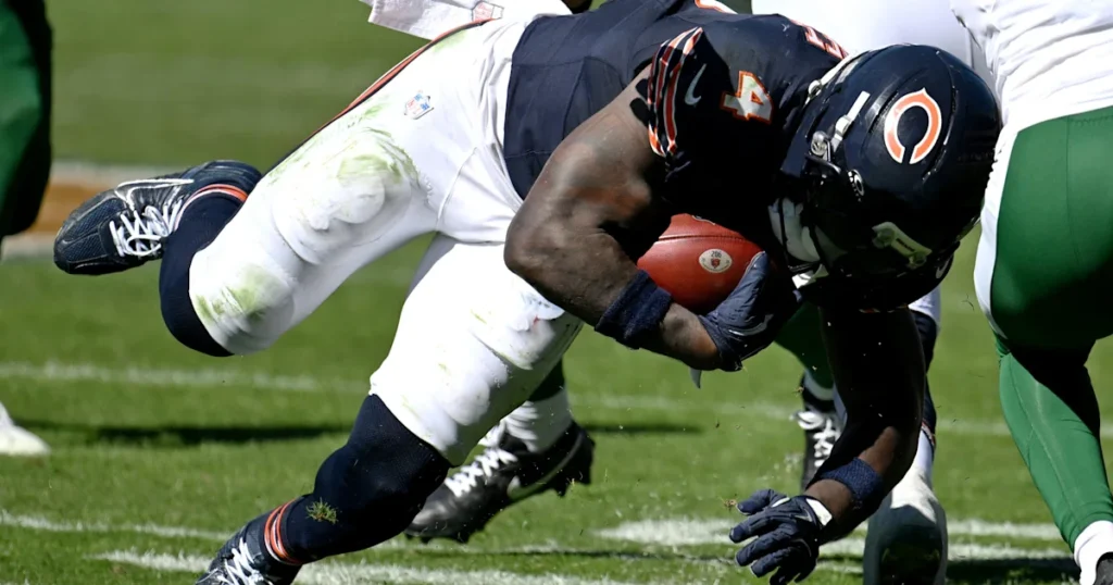 Ben Johnson addresses Bears RB D'Andre Swift's benching vs. Jets