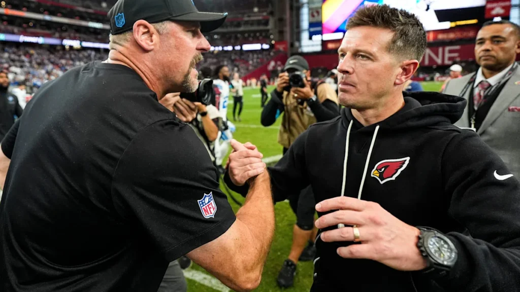 Cardinals HC Mike LaFleur seems to be in dire straits in the desert Cardinals HC Mike LaFleur seems to be in dire straits in the desert