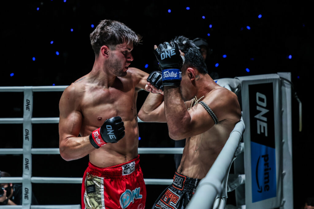 George Jarvis rebuilt determination through Sinsamut and Rungrawee before Regian Eersel rematch George Jarvis rebuilt determination through Sinsamut and Rungrawee before Regian Eersel rematch