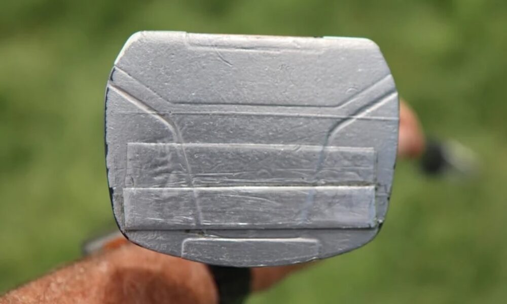 Putter lead tape 101: What the silver stuff does – GolfWRX Putter lead tape 101: What the silver stuff does – GolfWRX