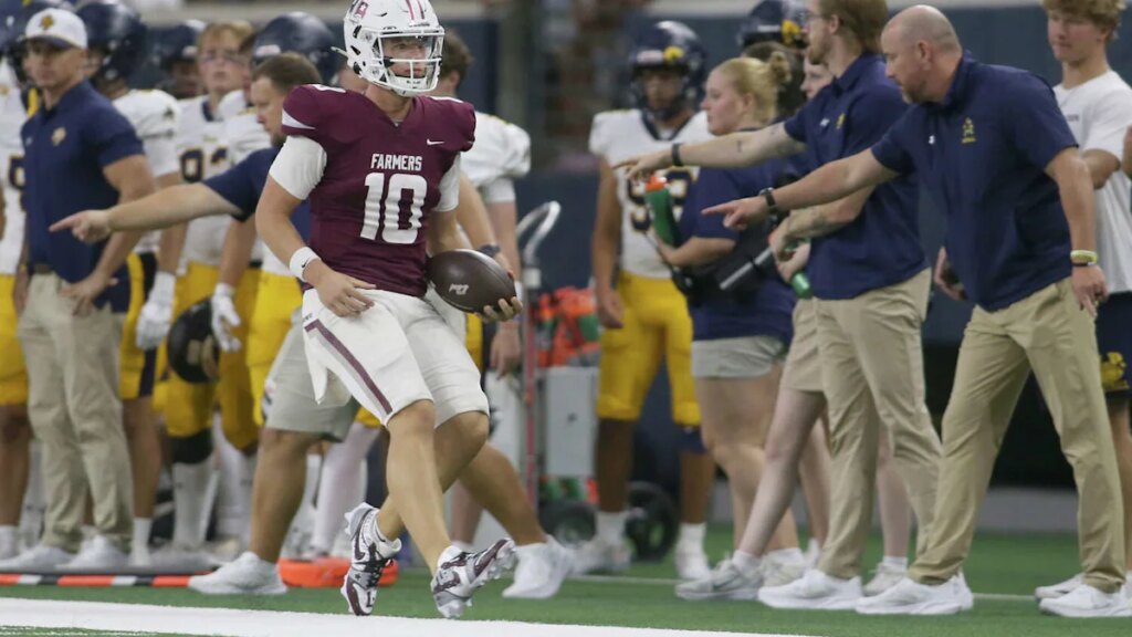 Top ranked Texas program gets star QB back, but not its three vacated wins