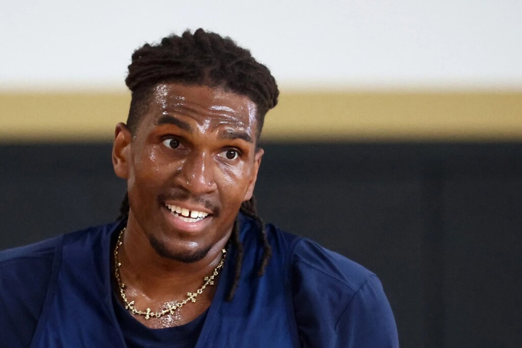 ‘Unplayable’… LA Lakers worried about Kevon Looney after struggle in Portland defeat 'Unplayable'... LA Lakers worried about Kevon Looney after struggle in Portland defeat